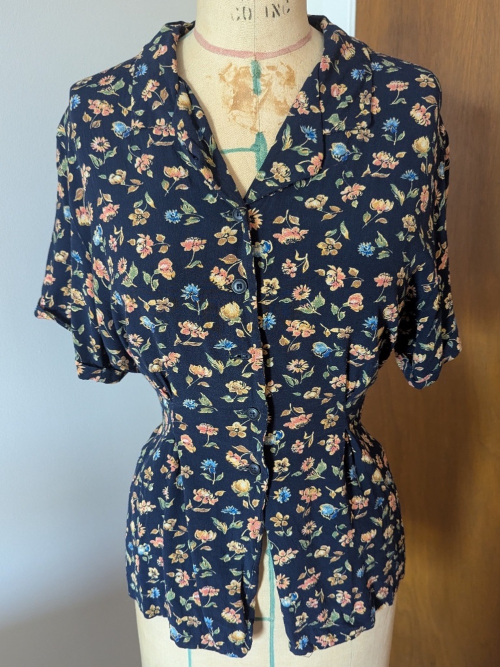 90's Rena Rowan for Saville Flowery Button Down